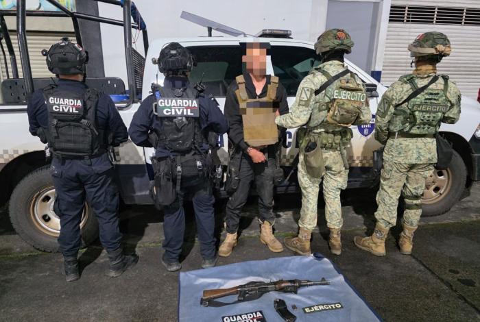 Asegurados 245 artefactos explosivos improvisados y un detenido en Zitácuaro: SSP