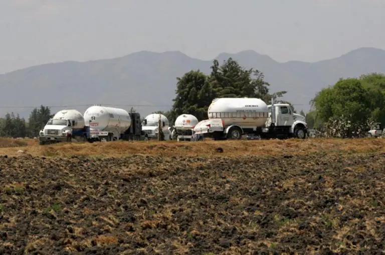 Aseguran 50 mil litros de combustible robado en Coahuila