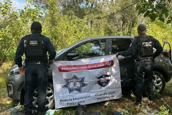 Aseguran camioneta con reporte de robo sobre una brecha de terracería en Pátzcuaro