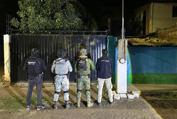 Aseguran más de 800 dosis de dr0gas en cateos de Lagunillas