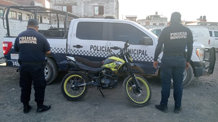 Aseguran motocicleta con reporte de robo