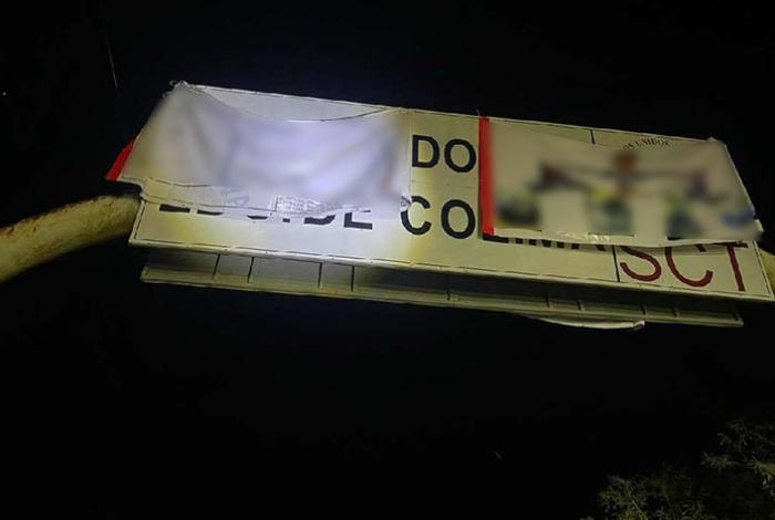 Aseguran narcomantas en el Puente Coahuayana, que divide Michoacán y Colima