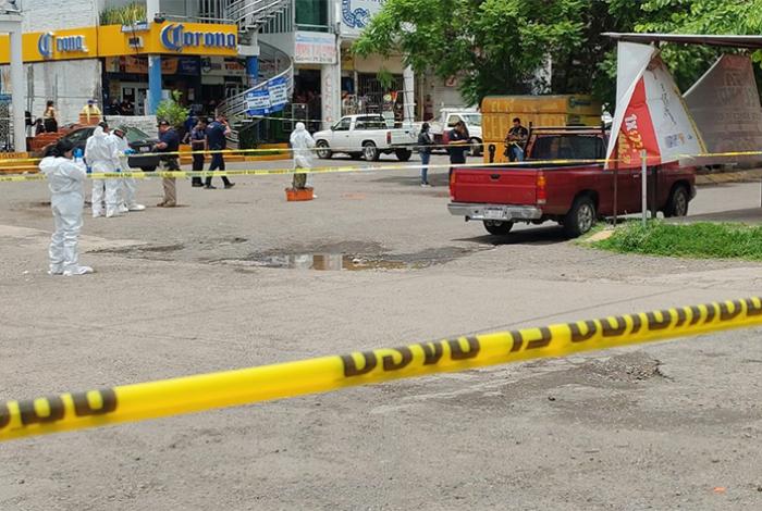 Asesinan a conductor de una camioneta a la altura del Trébol, en Tarímbaro