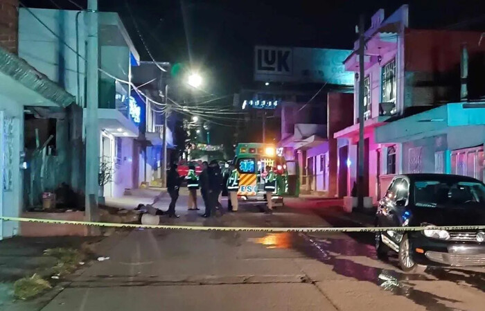 Asesinan a peatón en colonia La Michoacana de Uruapan