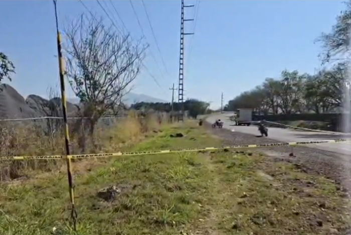 Asesinan a un hombre a un costado del Libramiento Sur de Jacona