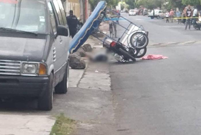 Asesinan a un vendedor de nieves en la colonia Miguel Regalado, de Zamora