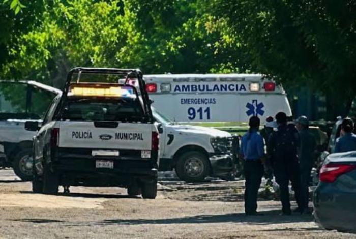 Atacan a balazos a policías municipales y de la Guardia Civil en Apatzingán; hay un elemento herido
