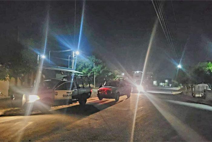 Ataque armado en Apatzingán deja dos muertos a balazos y uno por infarto