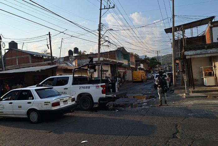 Ataque armado en la Quinta de Uruapan deja dos hombres lesionados