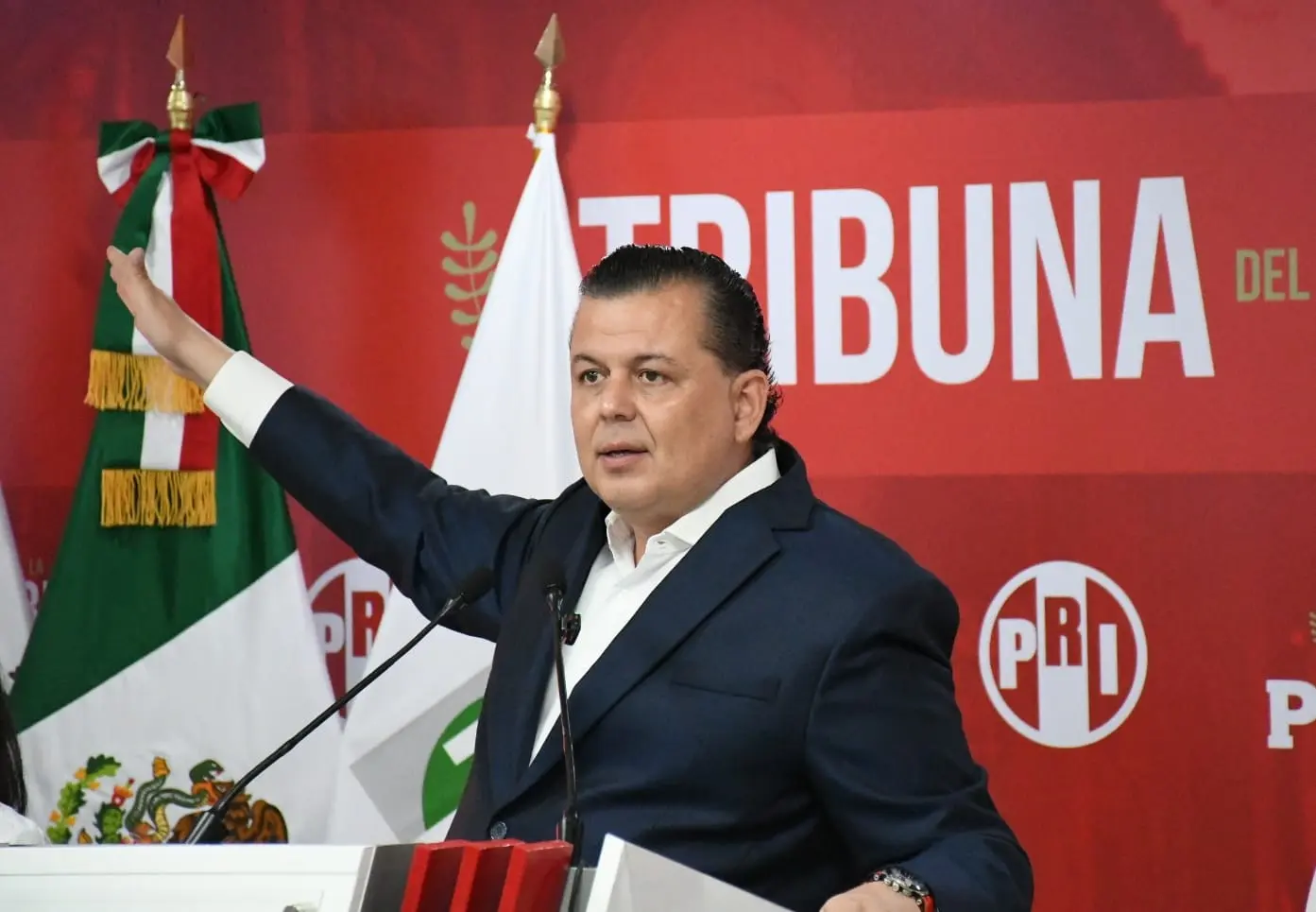 Atender primero a los Mexicanos y luego a otros países, asegura Memo Valencia