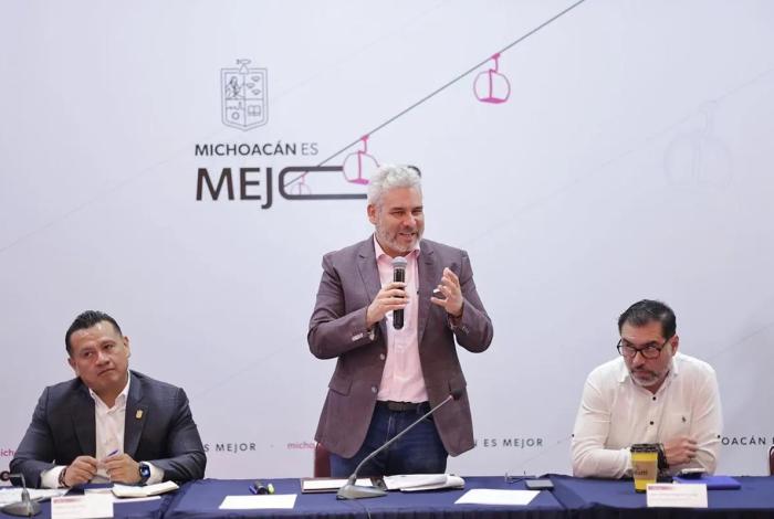 Atiende Bedolla a habitantes de 14 comunidades indígenas; acuerdan acciones inmediatas