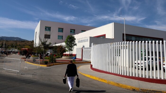 Atiende Hospital Civil oportunamente a joven con lesión por arma de fuego