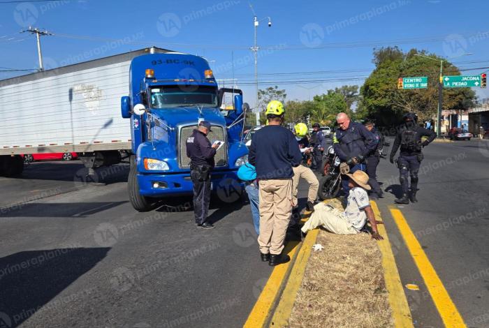 Atr0pellan a adulto mayor en avenida de Zamora