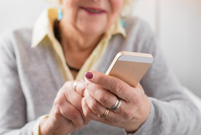 Aumentan 20 % las ciberestafas a adultos mayores en México