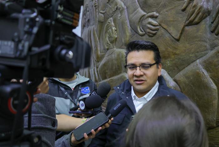 Aunque le pongan color naranja, MC no está con AMA Michoacán: Toño Carreño