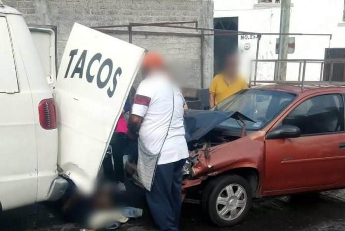 Automovilista atropella a taquero en la colonia Loma Libre, Morelia