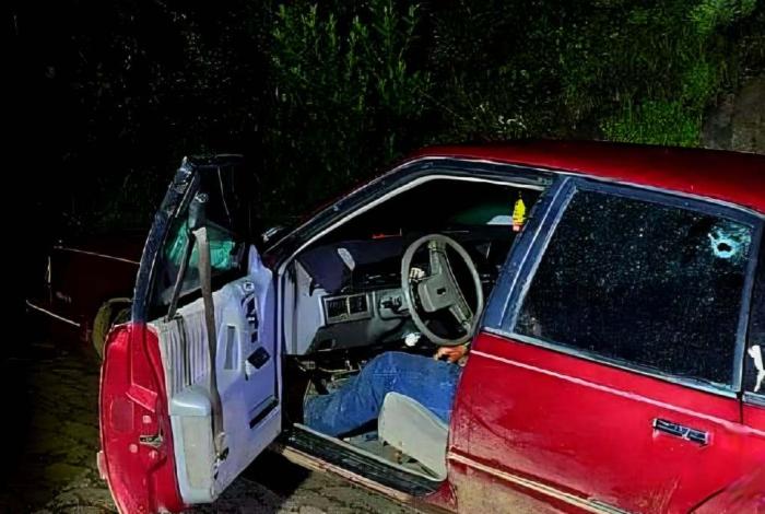 Automovilista es acribillado a tiros en Cotija