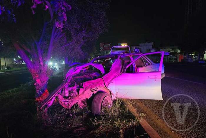 Automovilista queda herido tras chocar contra árboles en el Libramiento Sur-Poniente de Morelia