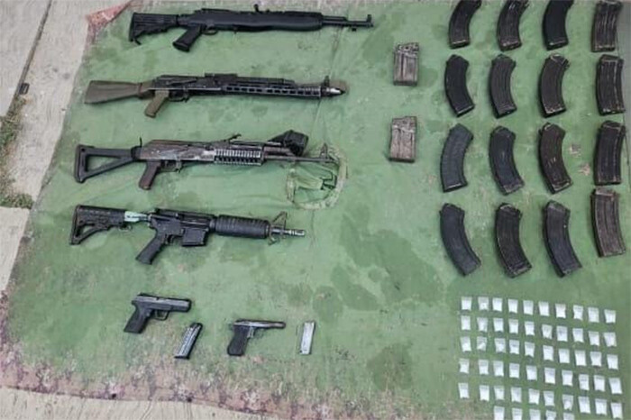 Autoridades aseguran 6 armas de fuego más y mil 255 cartuchos en Apatzingán: SSP