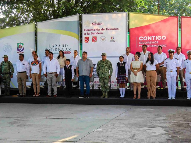 Autoridades Encabezan Acto Cívico en Esc. Prim. “Batalla 05 de Mayo”