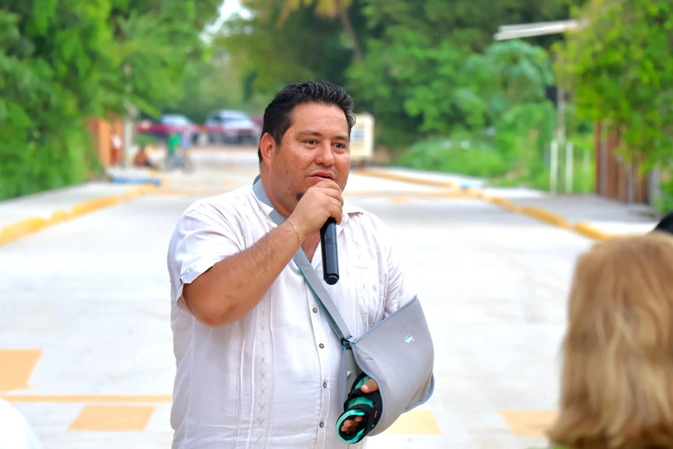 Autoridades Inauguran Calle Luis Romero Soberanis 