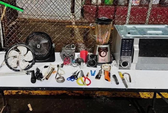 Autoridades realizan revisión en el Centro Penitenciario de Uruapan; se aseguraron objetos ilícitos