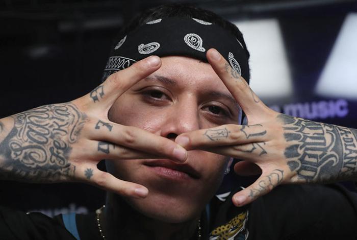 ‘Baile cholo’ es el primer disco que grabo en mis cinco sentidos: Santa Fe Klan