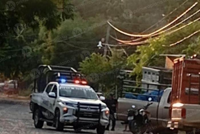 Bal3an a vendedora de aguas frescas, en Apatzingán