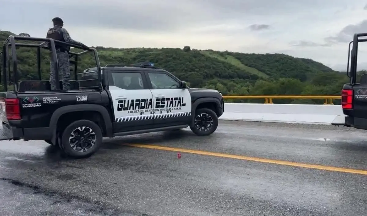 Balacera deja un saldo de dos muertos y dos heridos en el tramo carretero Ocozocoautla-Cintalapa, Chiapas