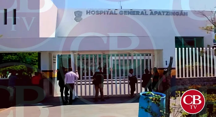 Balean a peluquero y le dan un “cachazo” a su mamá