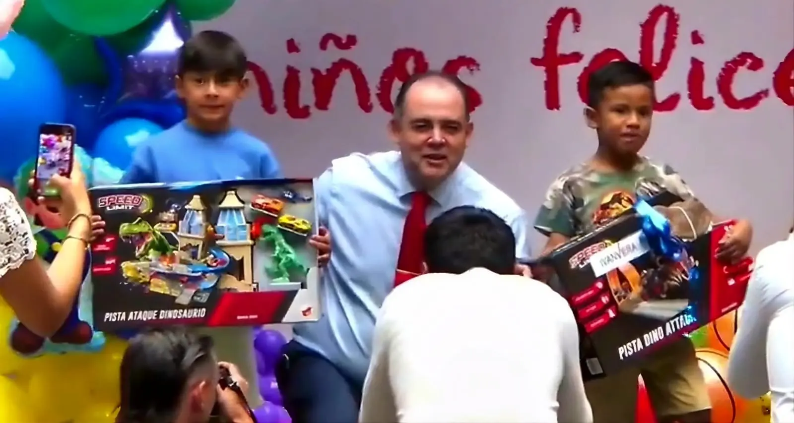 Baltazar Gaona celebra el Día del Niño en el Congreso del Estado