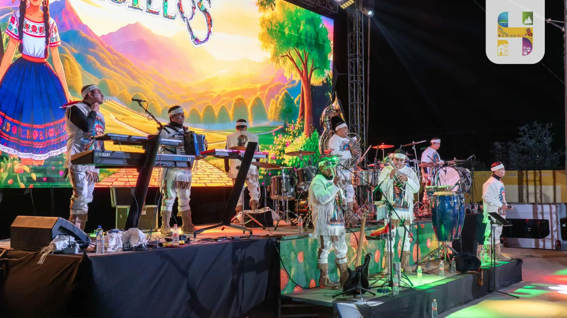 Banda Cuisillos cerró con broche de oro la Tradicional Feria Regional de Todos los Santos con un lleno total en el Foro de espectáculos