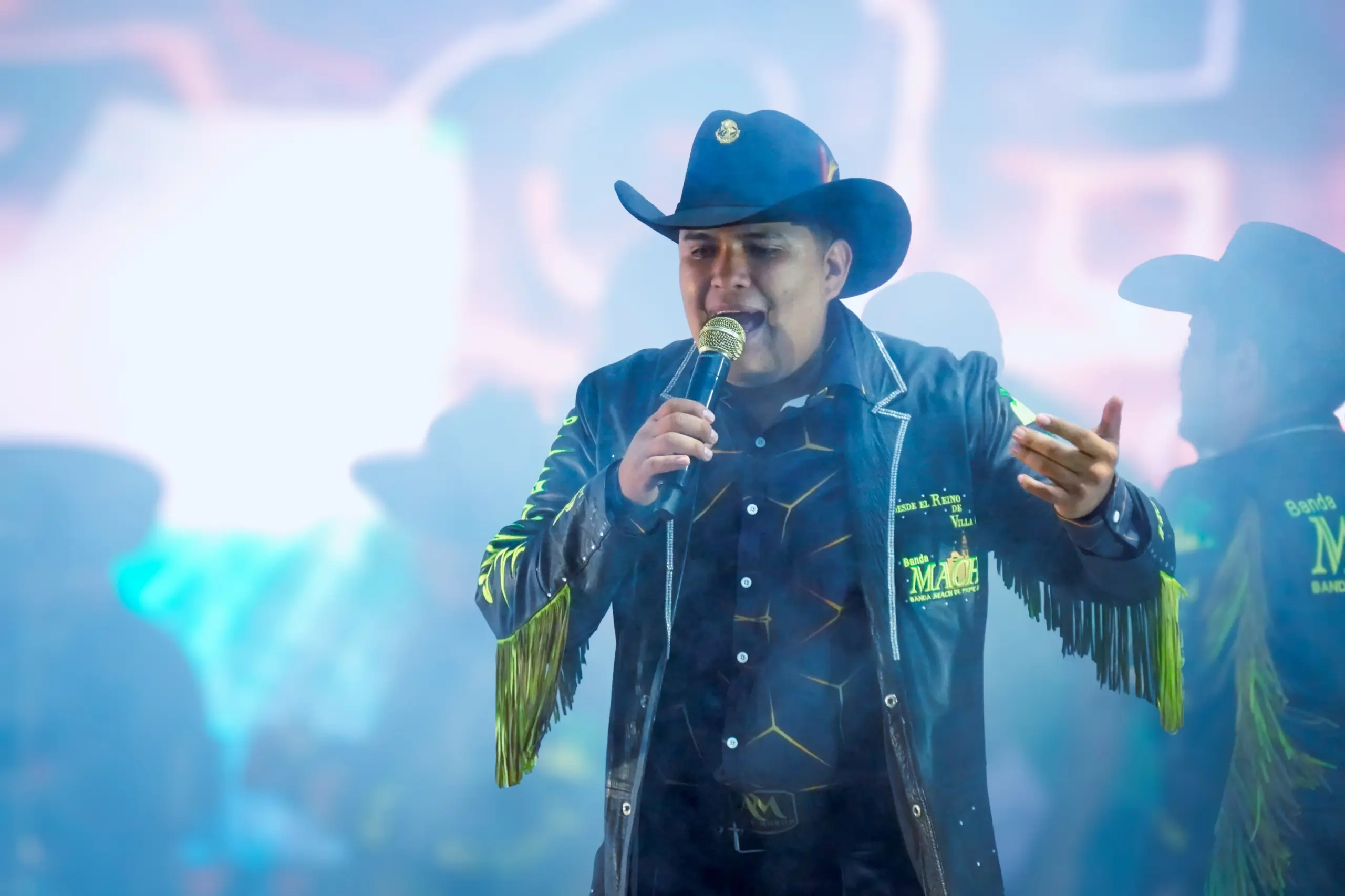 Banda Mach Pone a Bailar en la Expo Fiesta LZC