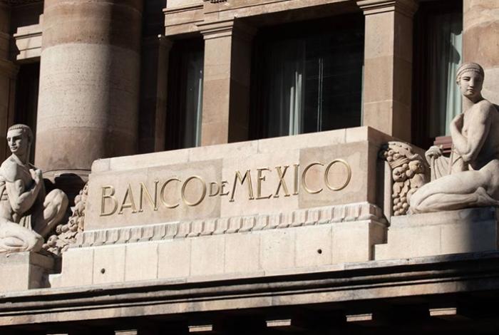 Banxico recorta previsión de crecimiento al 0,3 % en 2025 por debilidad económica