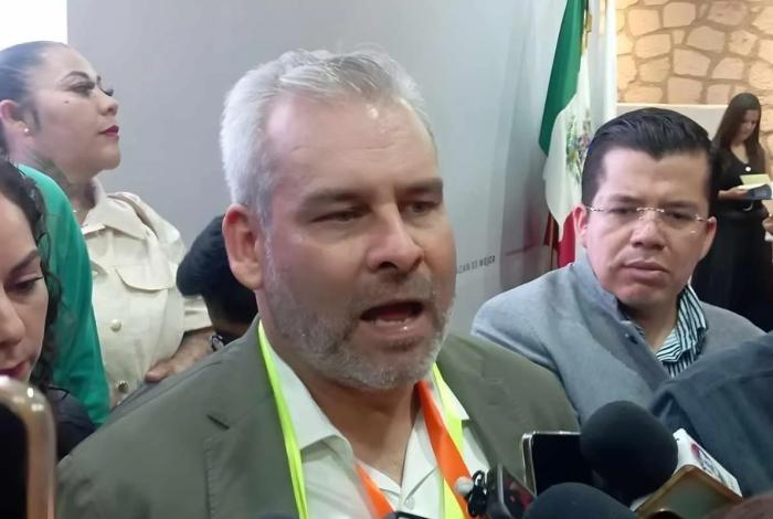 Bedolla defiende suficiencia de recursos para seguridad en Michoacán