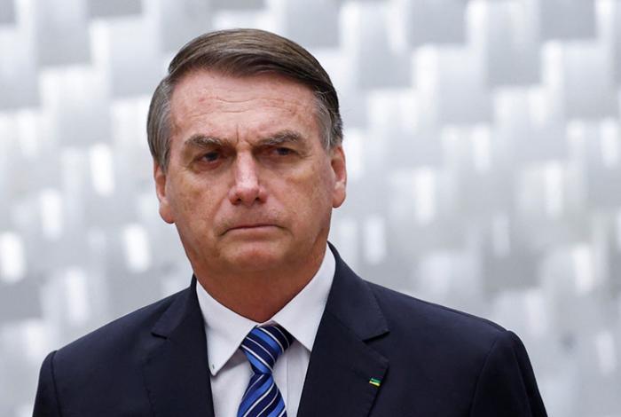 Bolsonaro se somete a una nueva cirugía para tratar crisis de hipo