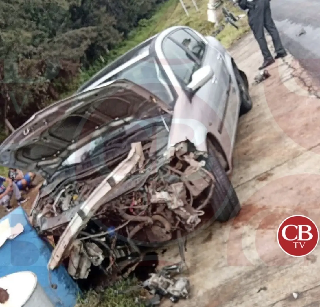 Brutal choque deja dos heridos en la Siglo XXI 