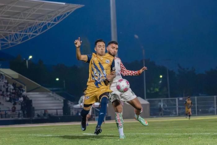 Bucaneros sorprende a los Zorros del Atlético Morelia UMSNH 3-2