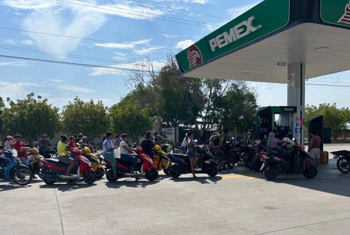 Buenavista: compras de pánico de combustible, tras cierre temporal de gasolineras