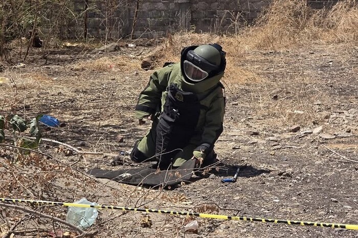 Buenavista: Encuentran explosivo casero en una brecha de terracería