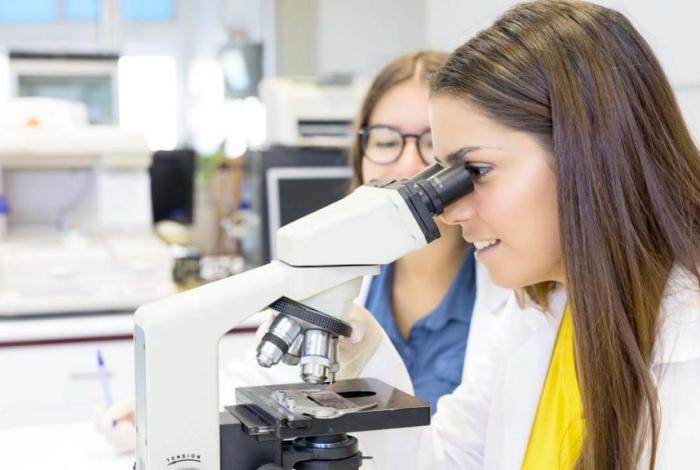Busca UTM incursión de mujeres adolescentes en la ciencia