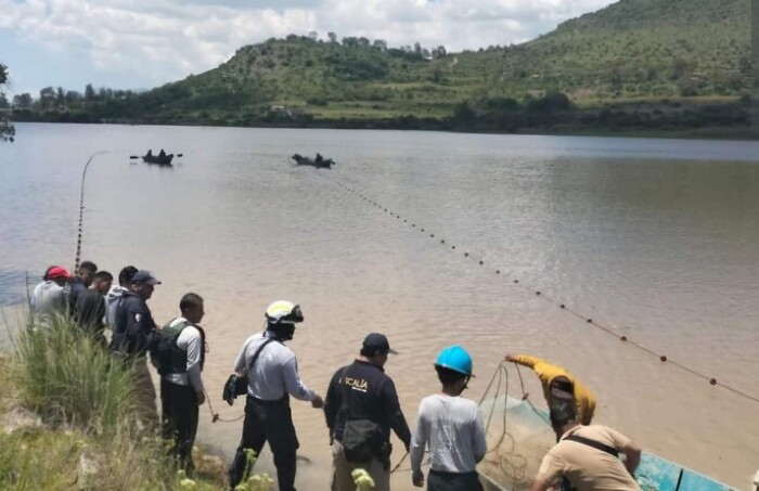 Buscan cuerpo de menor arrastrado por corriente de un arroyo