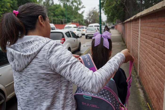 Caminito de la escuela, apurándose a llegar