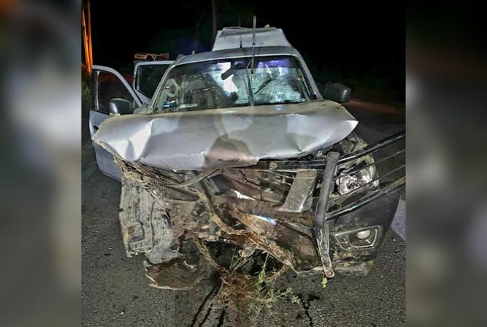 Camioneta se va a un barranco Opopeo-Tacámbaro; hay 2 fallecidas y 3 heridos