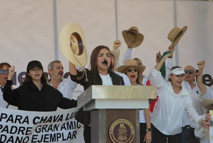 Cancela Uruapan desfile de la Revolución Mexicana