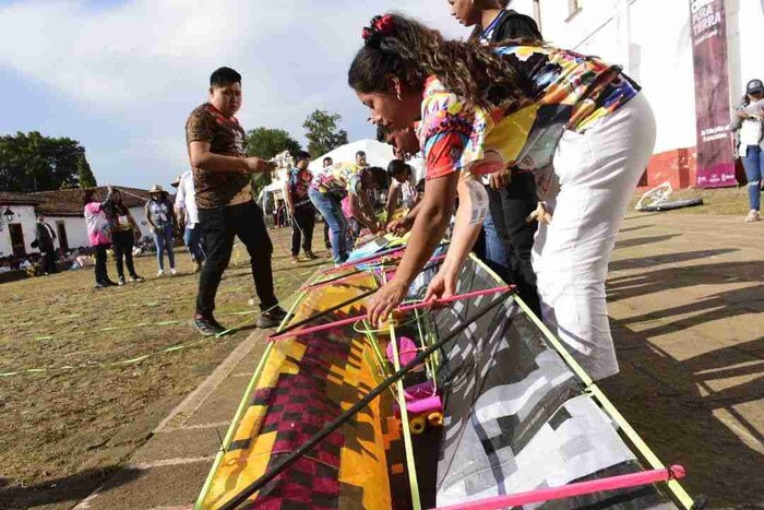 Cantoya Fest emprende vuelvo, serán tres días llenos de color en el cielo patzcuarense