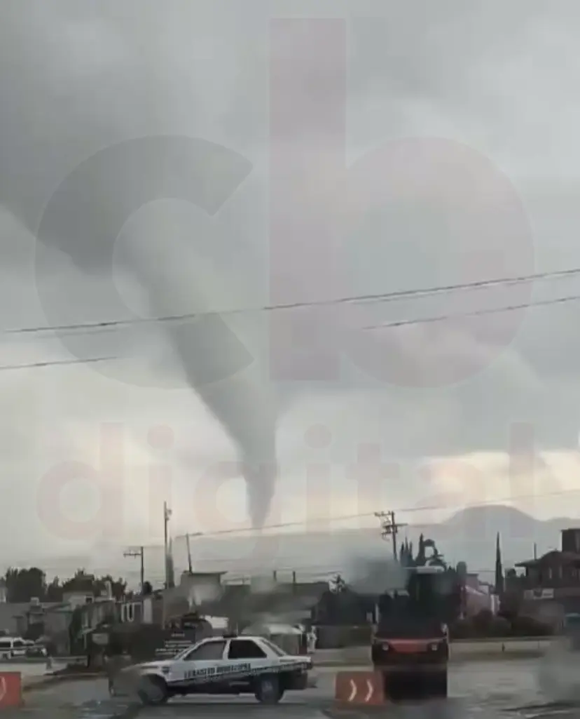 Captan embudo nuboso en San Miguel Curahuango, Maravatío