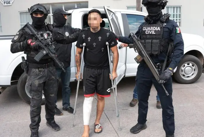 Capturan en Jalisco a presunto responsable del homicidio de cinco policías en Michoacan.