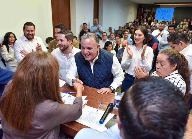 Carlos Quintana oficializa su registro como candidato a la dirigencia estatal del PAN en Michoacán