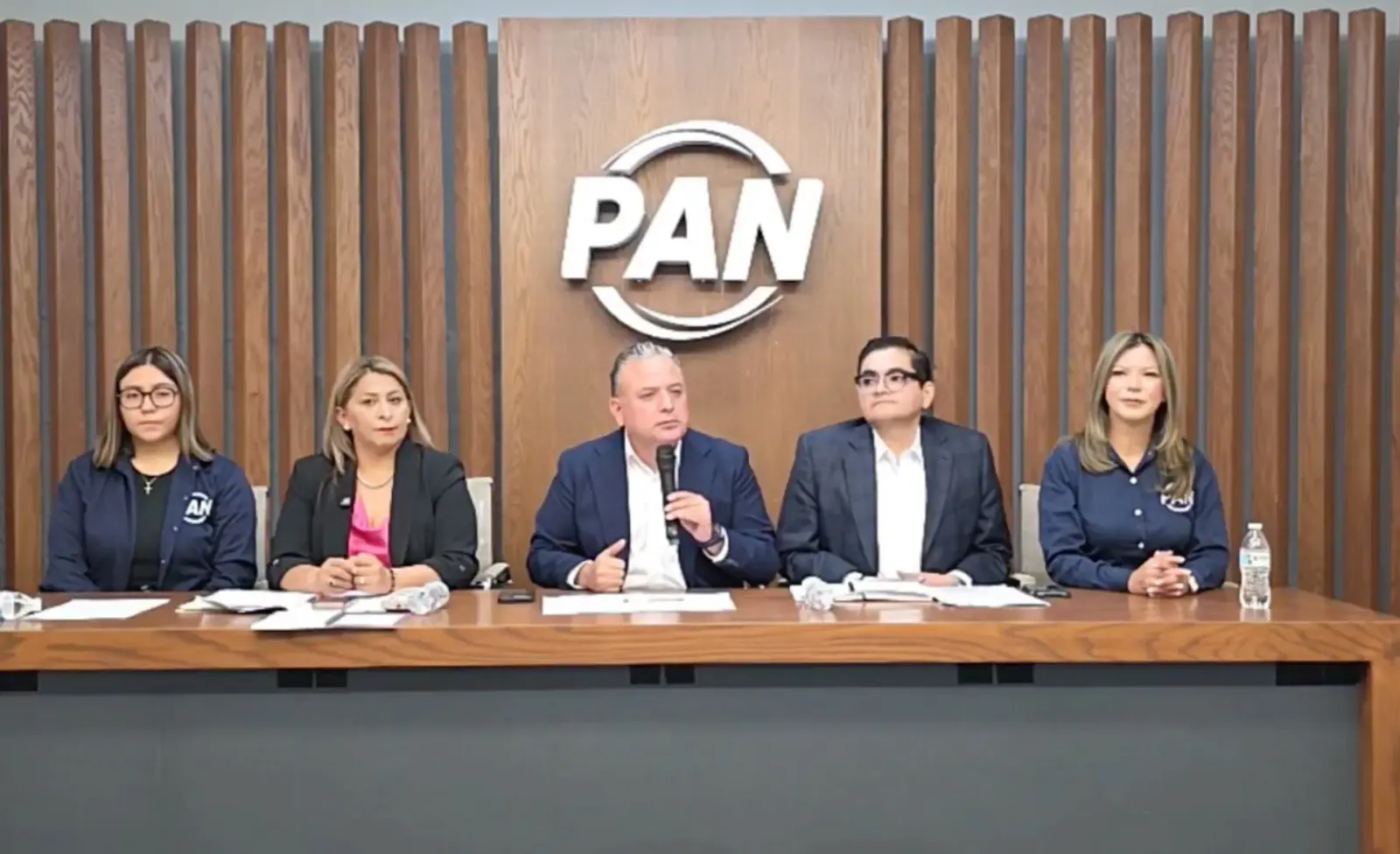 Carlos Quintana pide la destitución del presidente del Congreso de Michoacán